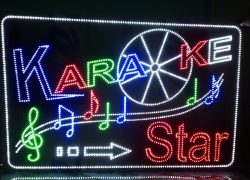 thi-cong-he-thong-den-karaoke